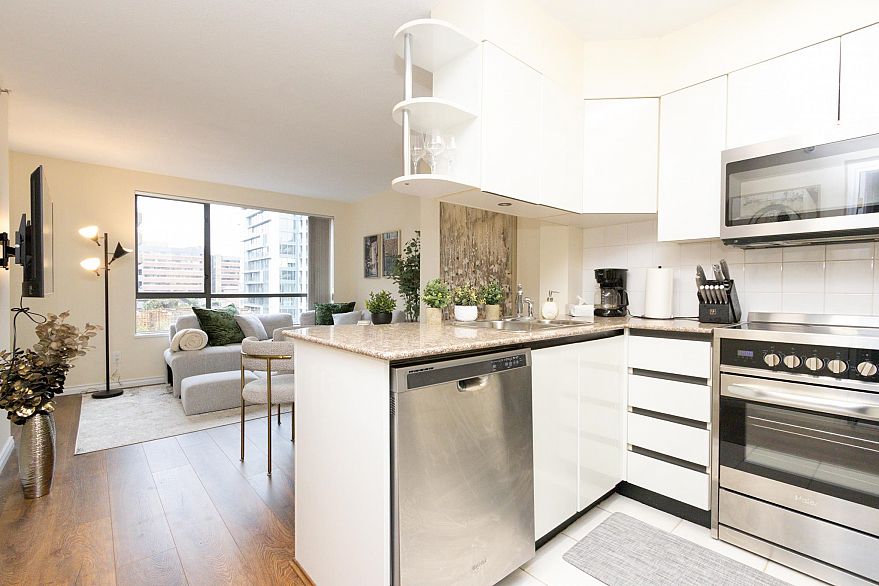 1501 1189 HOWE STREET, Vancouver BC V6Z 2X4