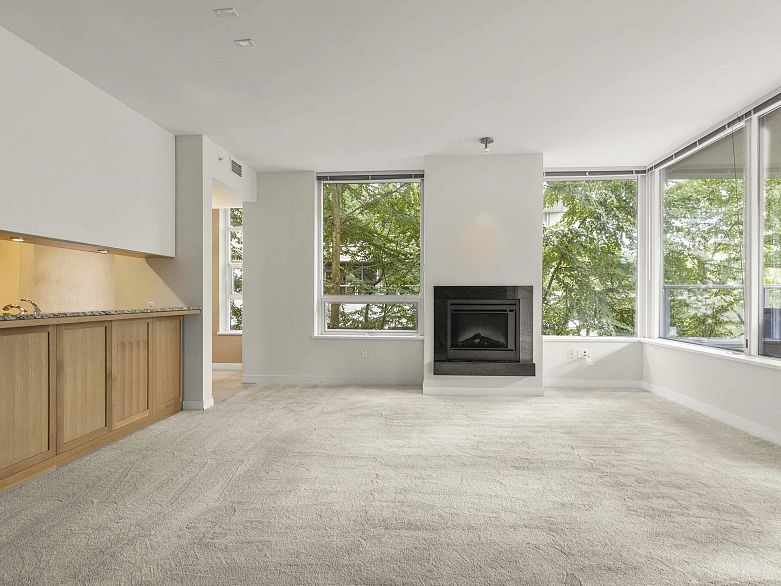 307 3382 Wesbrook Mall