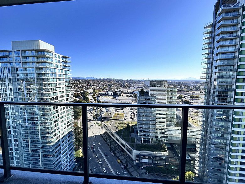 2606 8189 Cambie Street