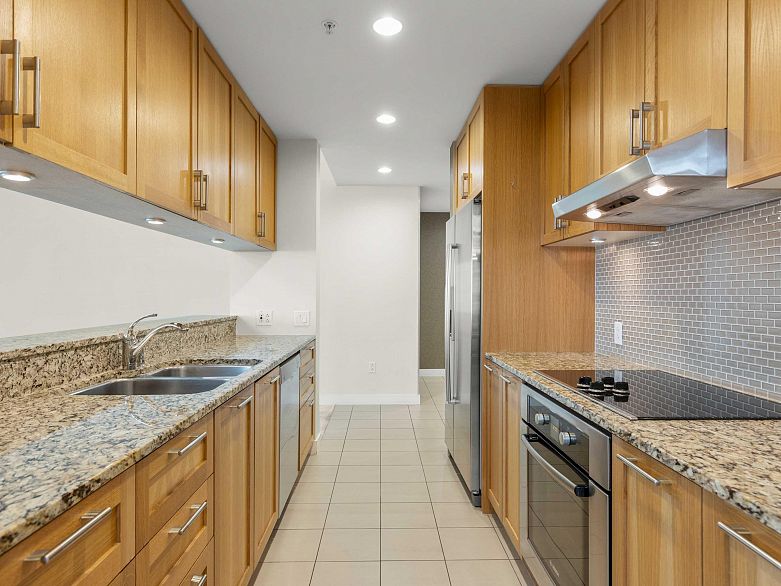 307 3382 Wesbrook Mall