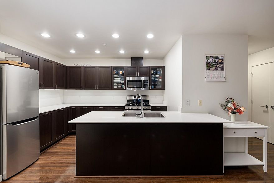 PH3 4815 Eldorado Mews