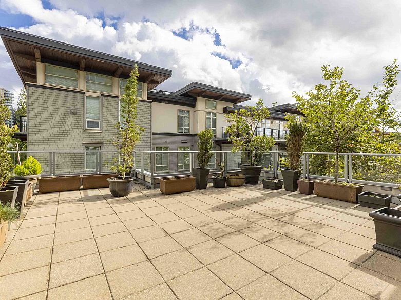 307 3382 Wesbrook Mall