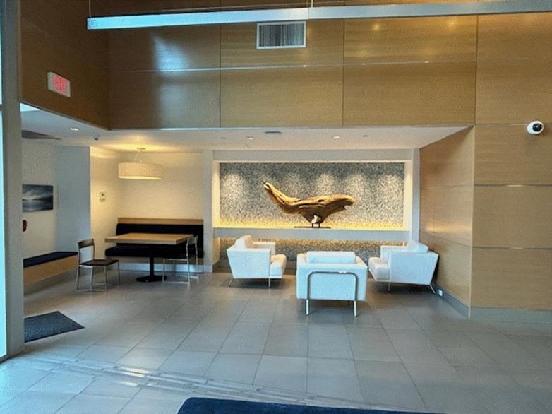 101 1777 W 7th Avenue