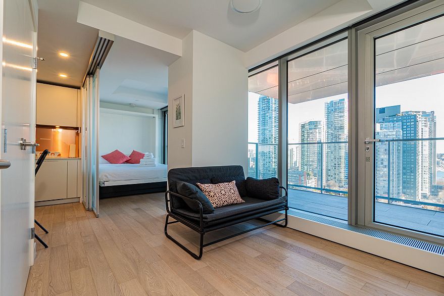 2010 1480 Howe Street