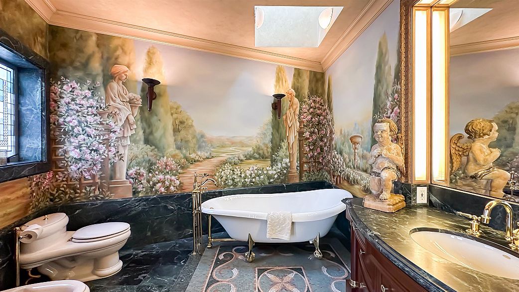 17 1861 BEACH AVENUE, Vancouver BC V7Y 1B8