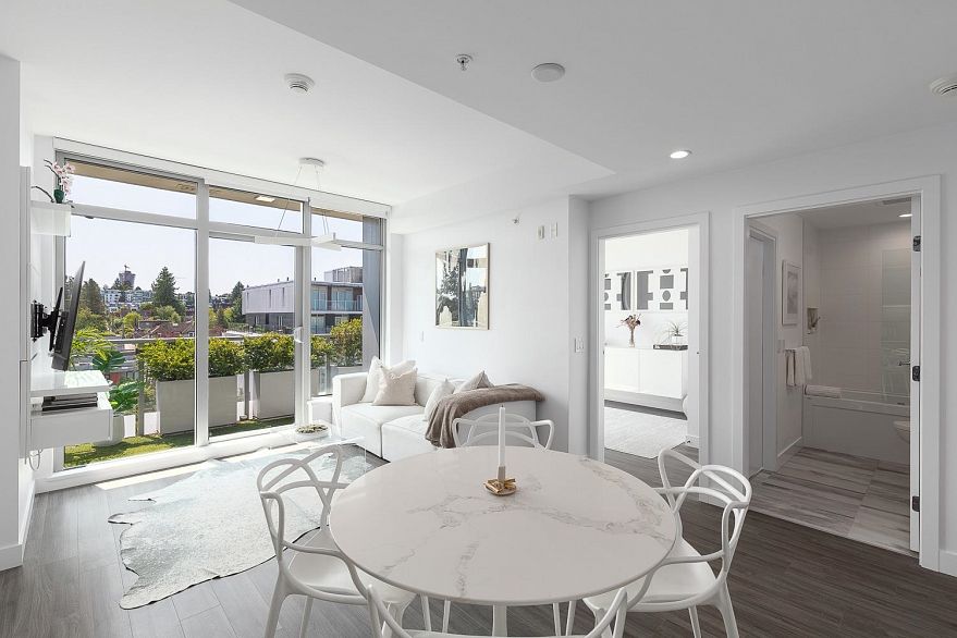 603 523 W King Edward Avenue