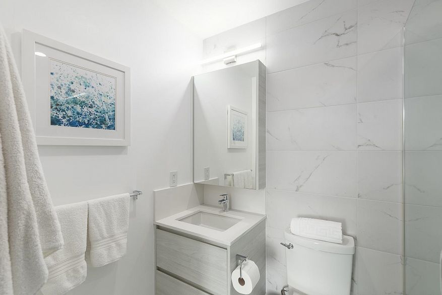 603 523 W King Edward Avenue