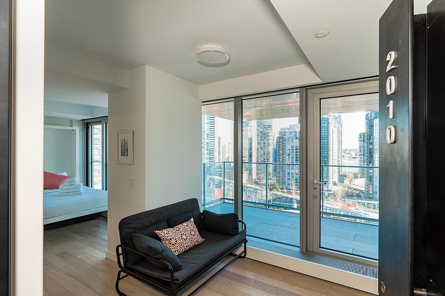 2010 1480 Howe Street