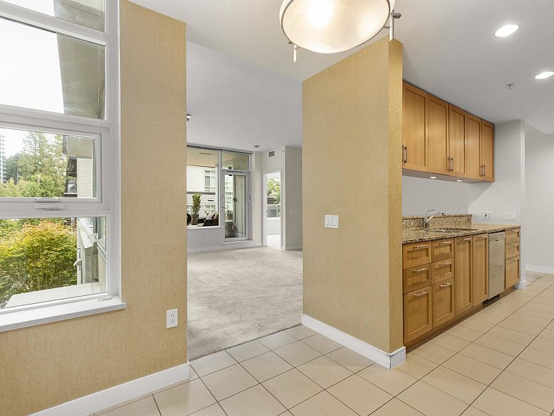 307 3382 Wesbrook Mall