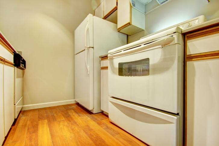 202 1641 WOODLAND DRIVE, Vancouver BC V5L 3S9