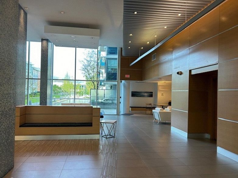 101 1777 W 7th Avenue