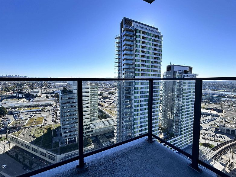 2606 8189 Cambie Street