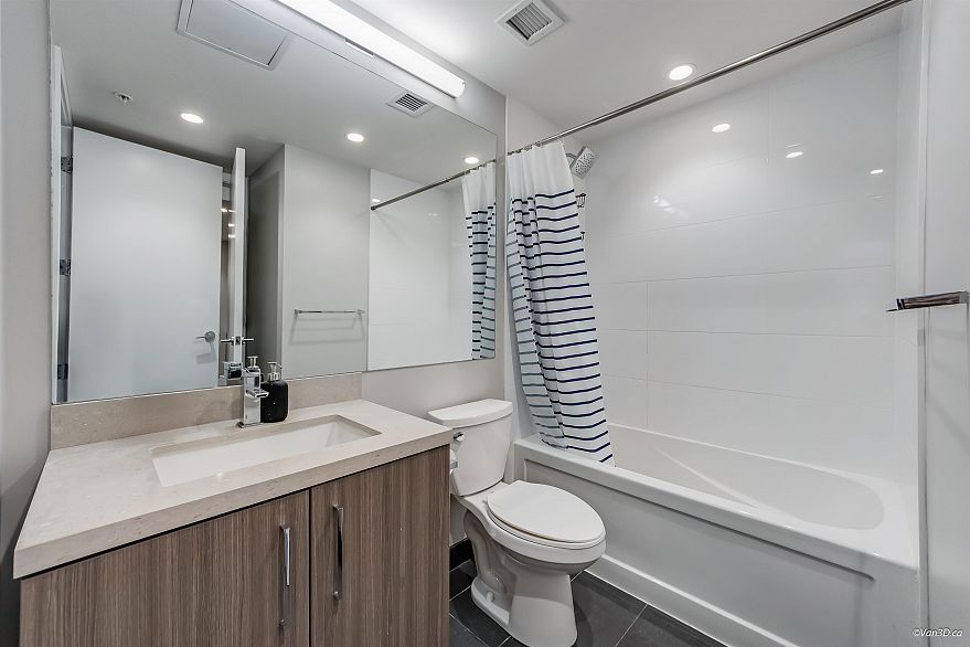 904 1788 Ontario Street