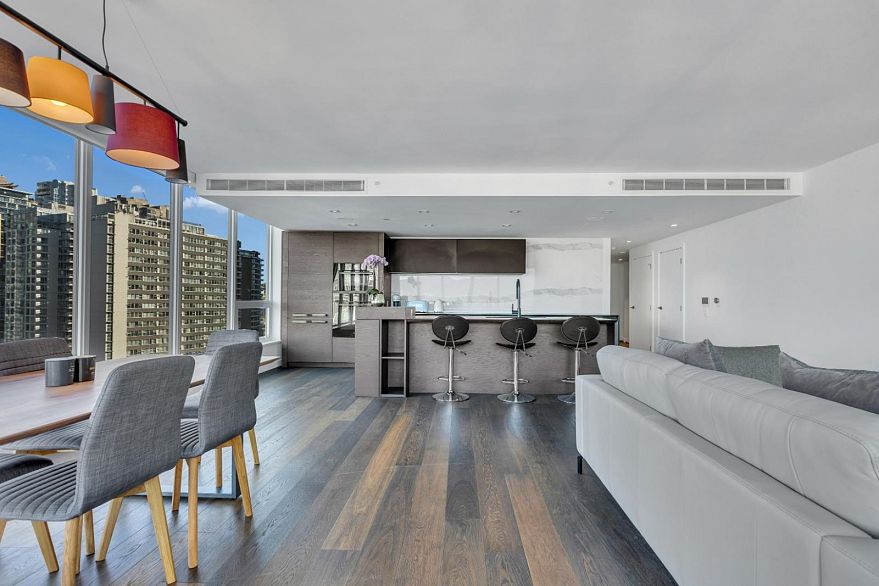 150X 620 CARDERO STREET, Vancouver BC V6G 3H7