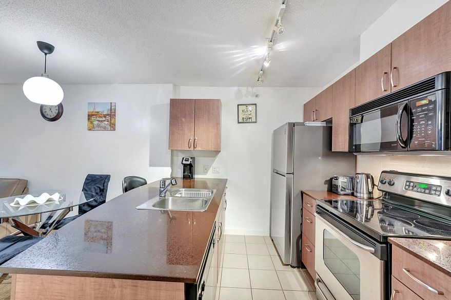 1506 610 Granville Street