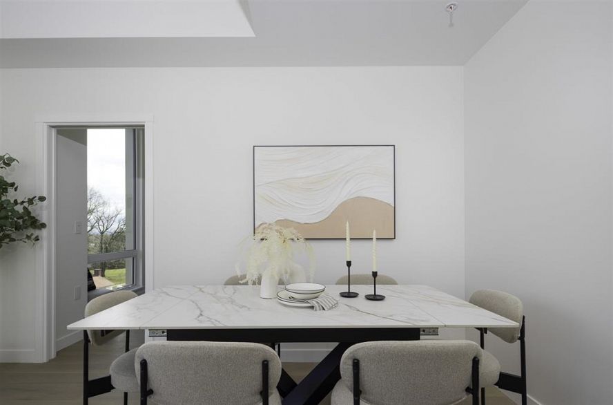 607 5212 Cambie Street