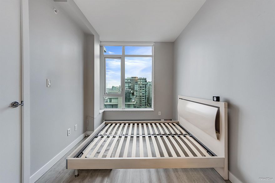 904 1788 Ontario Street