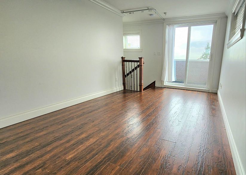 Main+up 1391 E 61 AVENUE, Vancouver BC V5X 2C8