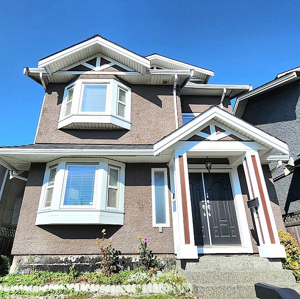 Main+up 1391 E 61 AVENUE, Vancouver BC V5X 2C8