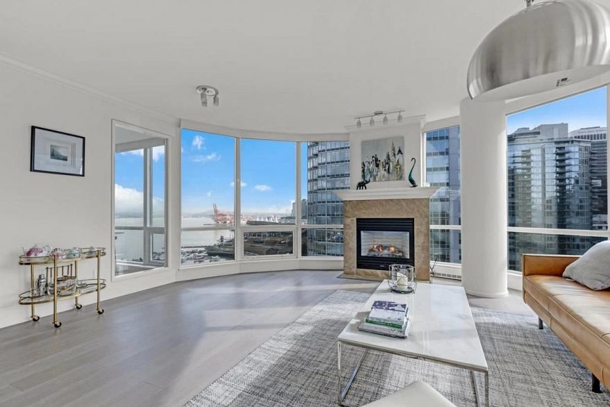 190X 323 JERVIS STREET, Vancouver BC V6C 3P8