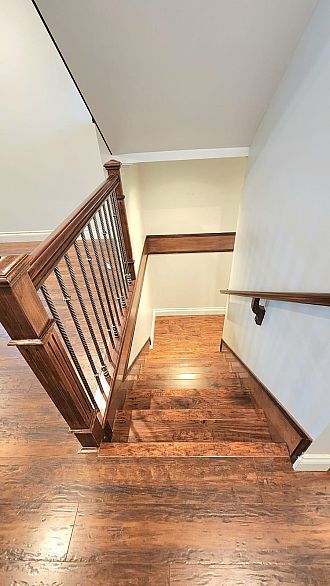 Main+up 1391 E 61 AVENUE, Vancouver BC V5X 2C8