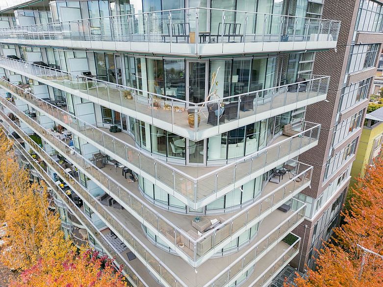 705 181 W 1st Avenue