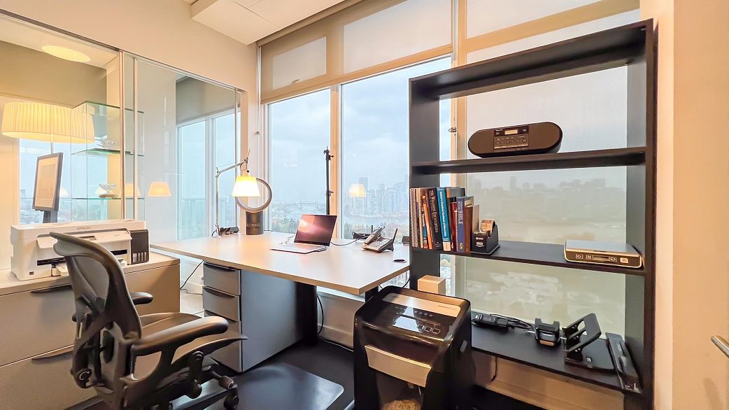 1801 2411 Heather Street