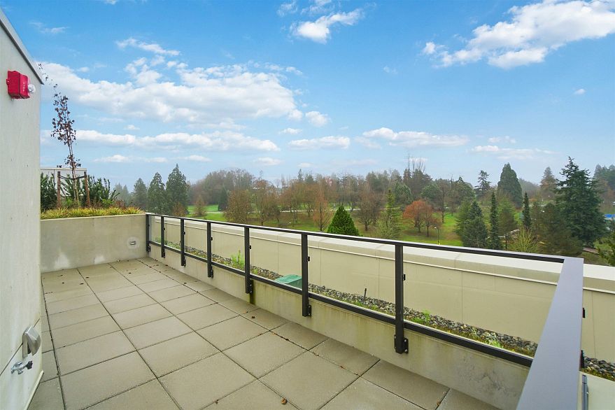 608 5212 Cambie Street