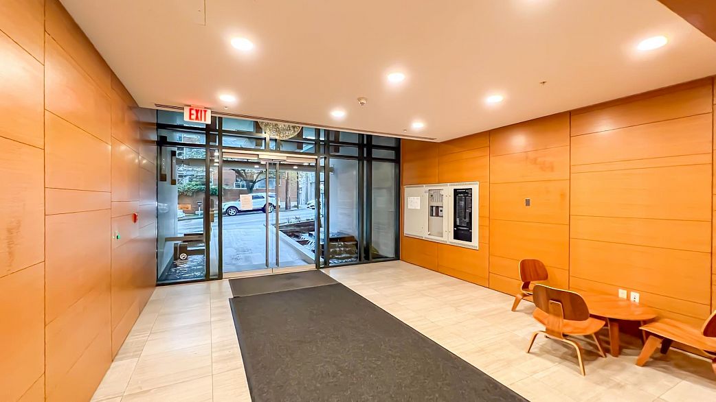 1801 2411 Heather Street