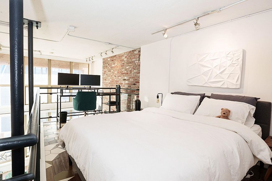 511 1529 W 6TH AVENUE, Vancouver BC V6J 1R1