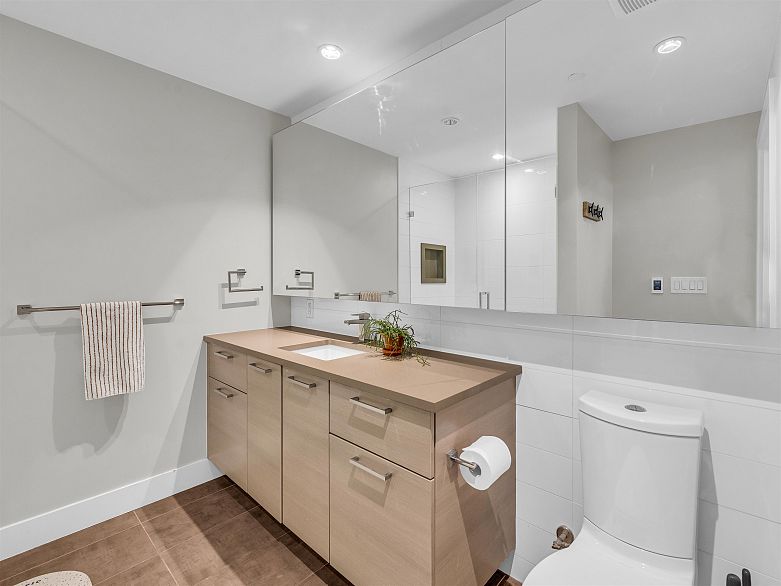 607 3451 Sawmill Crescent