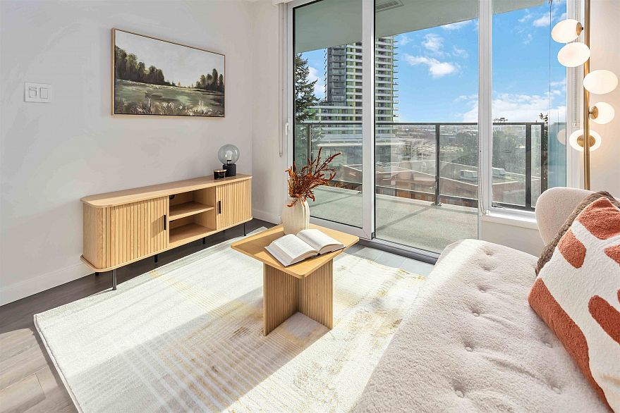 601 8238 Lord Street