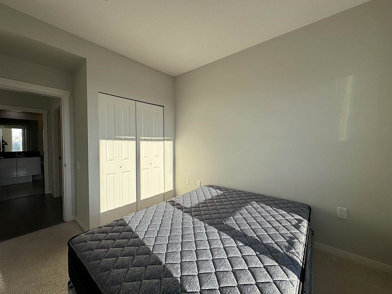 404 3289 Riverwalk Avenue