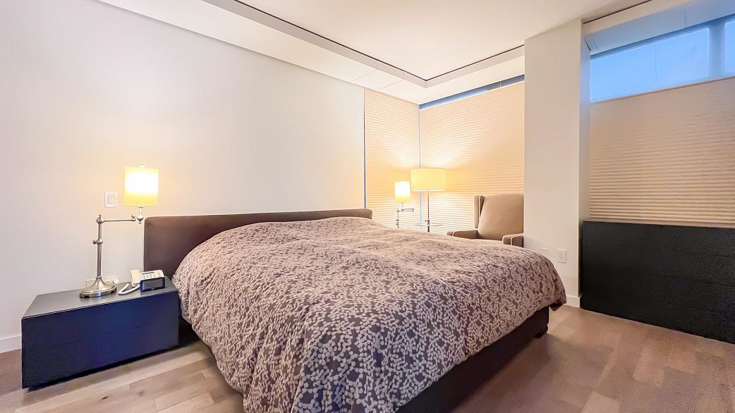 1801 2411 Heather Street