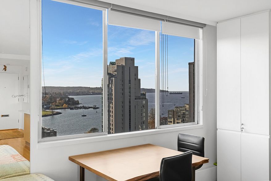 901 1250 Burnaby Street