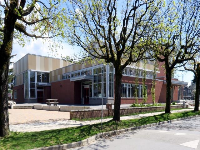 307 2929 W 4th Avenue