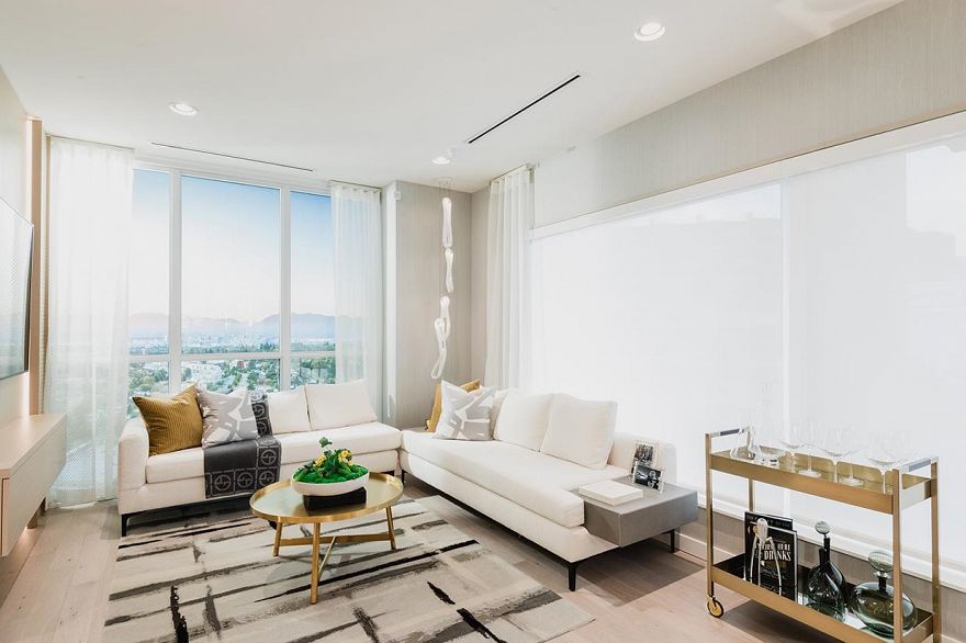 1402 485 W 42nd Avenue