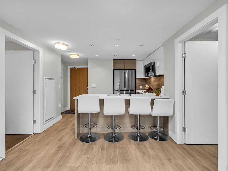 607 3451 Sawmill Crescent