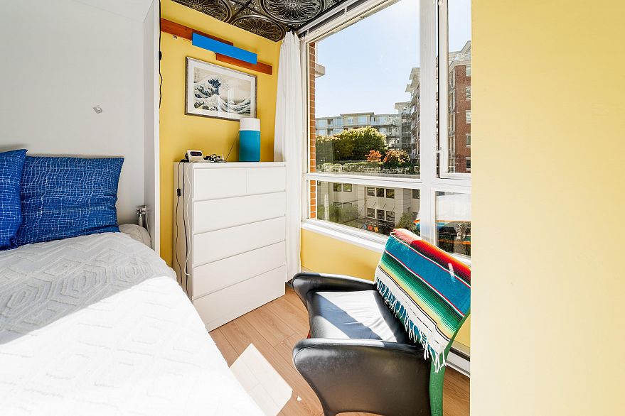 420 4028 Knight Street