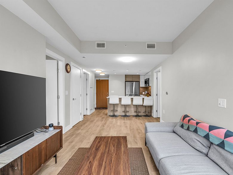 607 3451 Sawmill Crescent