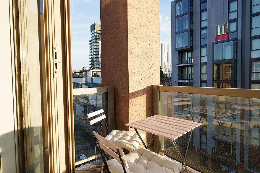 511 1529 W 6TH AVENUE, Vancouver BC V6J 1R1