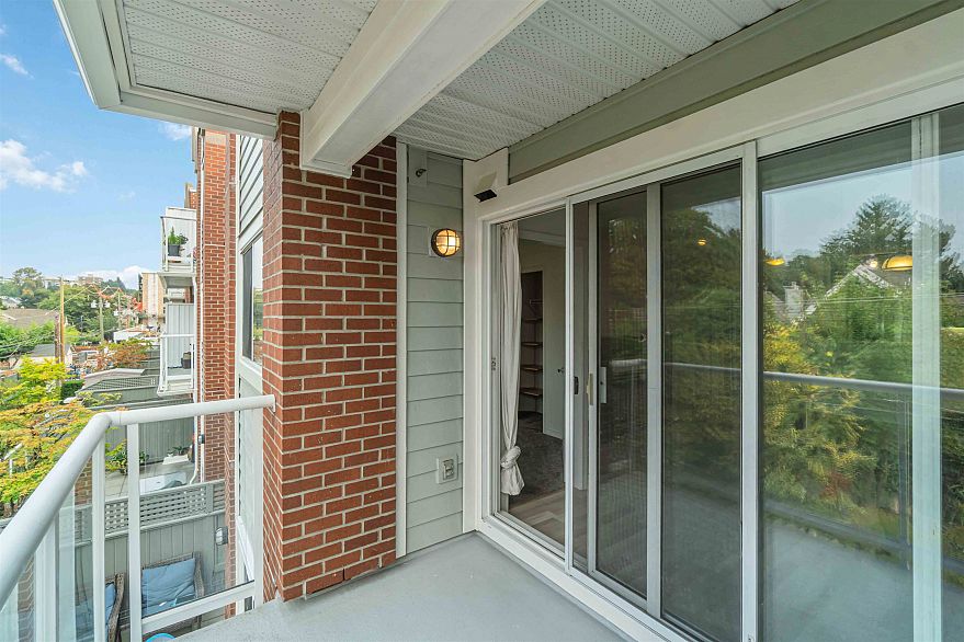 307 2929 W 4th Avenue