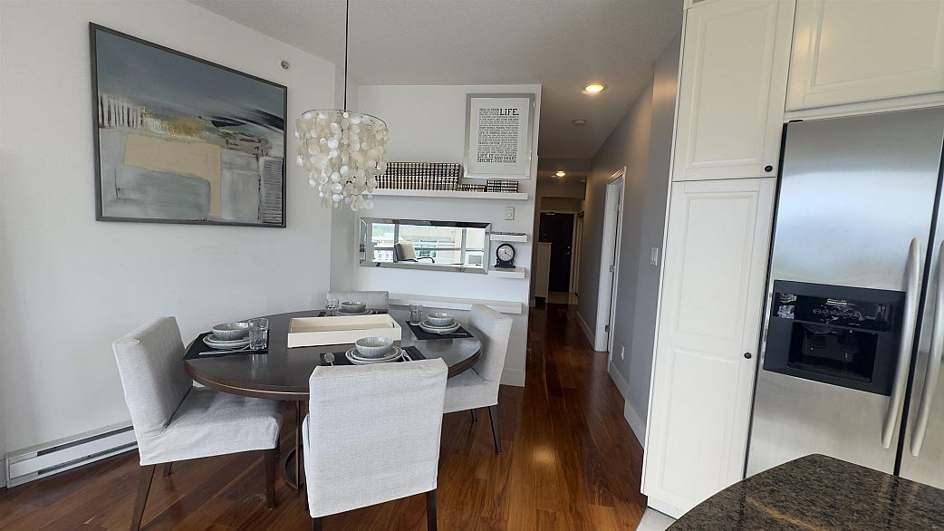 1404 1228 W Hastings Street