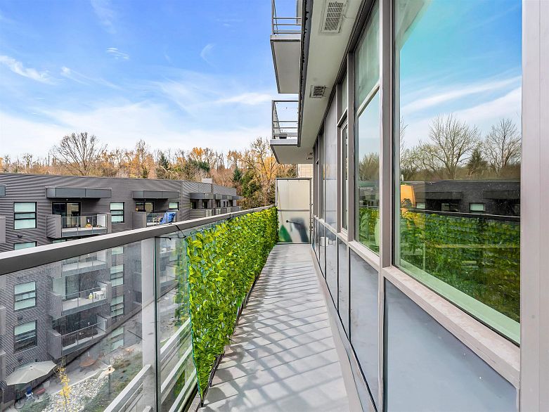 607 3451 Sawmill Crescent