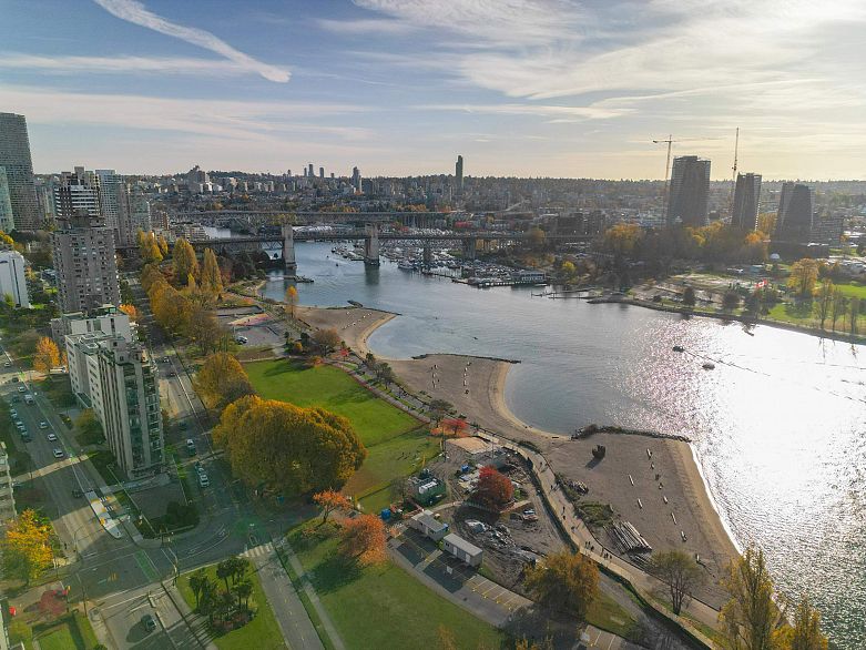 901 1250 Burnaby Street