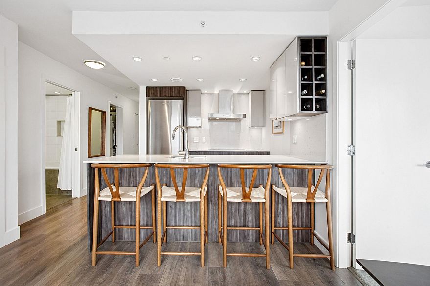 607 1788 Columbia Street