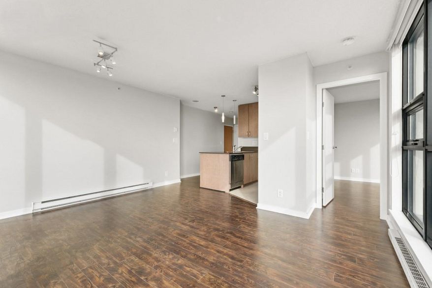 3403 909 MAINLAND STREET, Vancouver BC V6B 1T7