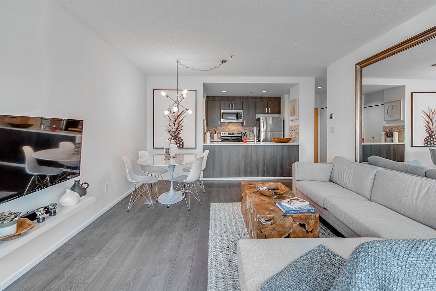 PH6 1060 ALBERNI STREET, Vancouver BC V6E 4K2