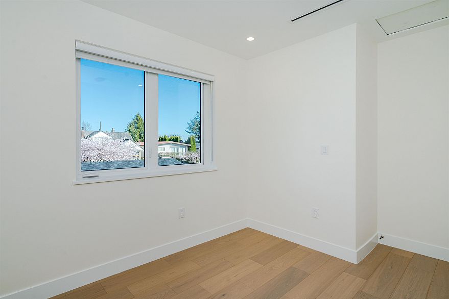 1 8190 Cartier Street