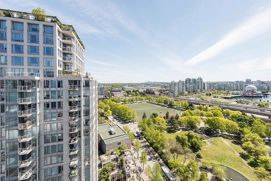 2208 63 KEEFER PLACE, Vancouver BC V6B 6N6